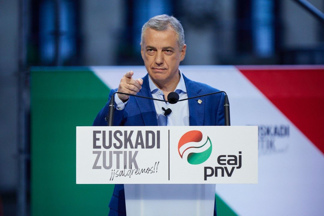 El candidato a lehendakari Iñigo Urkullu (PNV) en el mitin de cierre de campaña El candidato a lehendakari Iñigo Urkullu (PNV) en el mitin de cierre de campaña