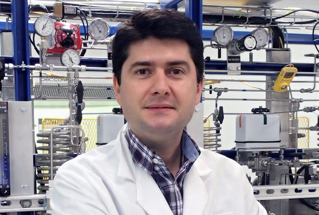 El catedrático de Química Inorgánica y presidente de la Academia Joven de España, Javier García Martínez, reflexiona sobre el papel que la ciencia está desempeñando durante la crisis sanitaria, económica y social causada por la COVID-19. El catedrático de Química Inorgánica y presidente de la Academia Joven de España, Javier García Martínez, reflexiona sobre el papel que la ciencia está desempeñando durante la crisis sanitaria, económica y social causada por la COVID-19.