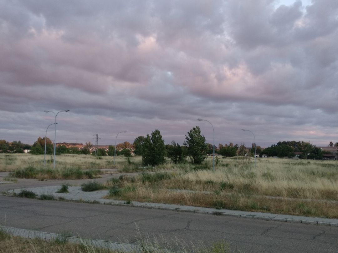 La empresa adjudicataria tendrá que diseñar el proyeto del nuevo hospital que se construirá sobre estos terrenos del barrio de la Estación La empresa adjudicataria tendrá que diseñar el proyeto del nuevo hospital que se construirá sobre estos terrenos del barrio de la Estación