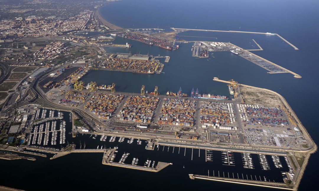Vista aérea del Puerto de València Vista aérea del Puerto de València