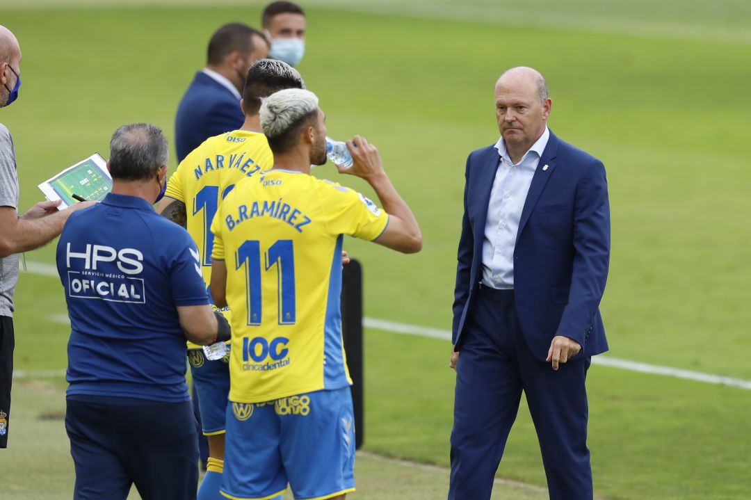 Pepe Mel. Pepe Mel.