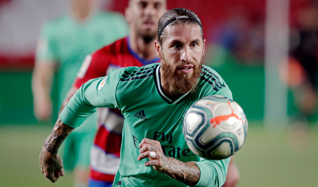 Sergio Ramos, en el partido entre el Granada y el Real Madrid. Sergio Ramos, en el partido entre el Granada y el Real Madrid.