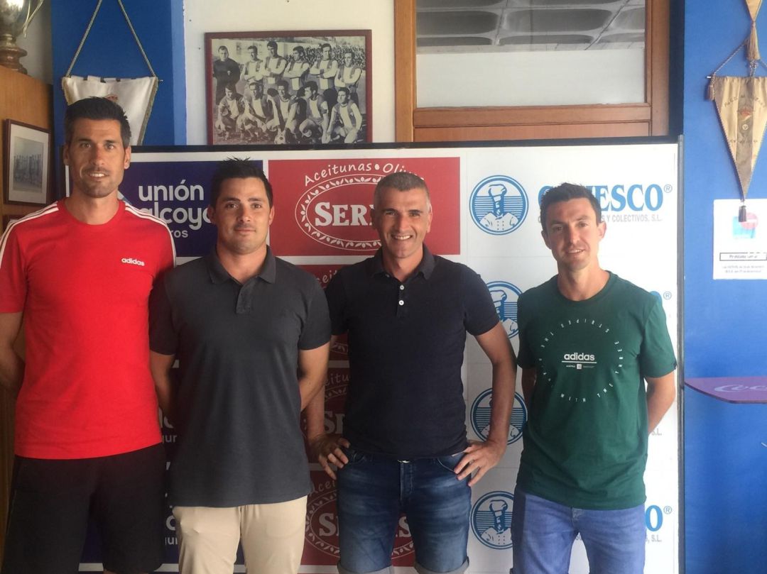 Renovación de Vicente Parras y su cuerpo técnico Renovación de Vicente Parras y su cuerpo técnico