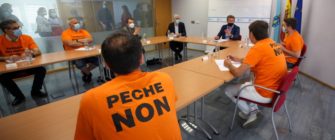 Reunión del presidente de la Xunta con el comité de empresa de Alu Ibérica Reunión del presidente de la Xunta con el comité de empresa de Alu Ibérica