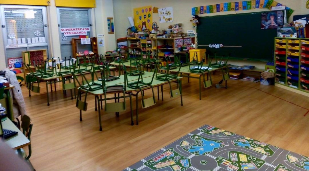 Aula de primaria en un colegio público Aula de primaria en un colegio público