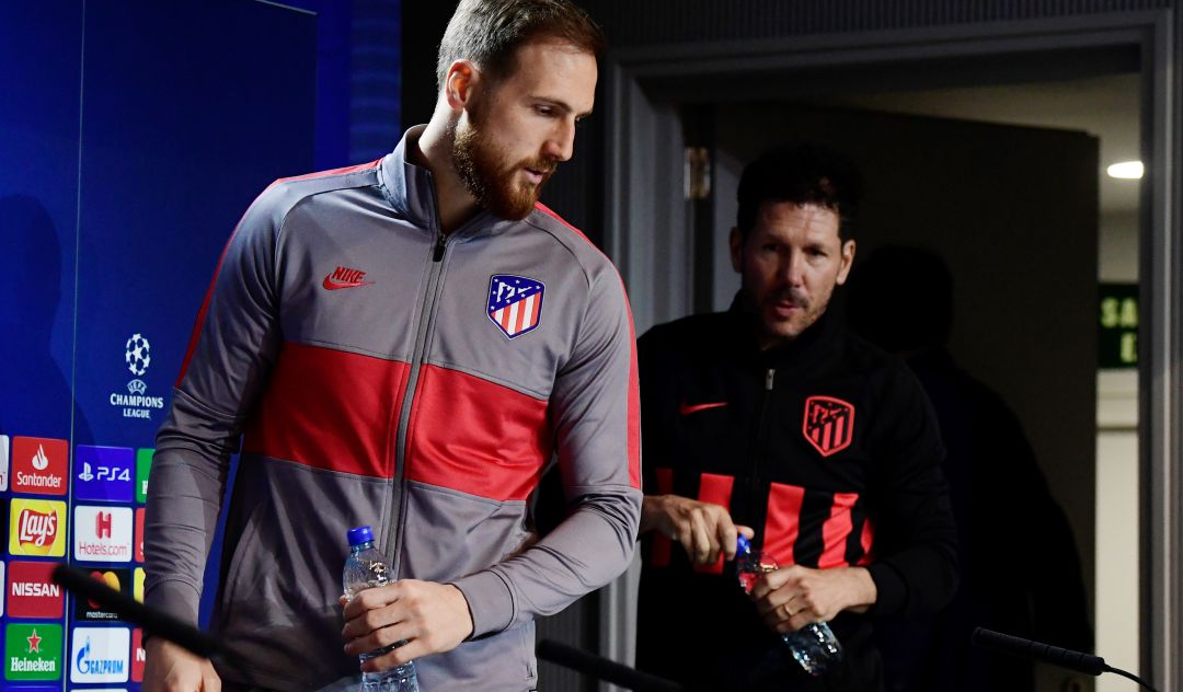 Jan Oblak y Diego Simeone. Jan Oblak y Diego Simeone.