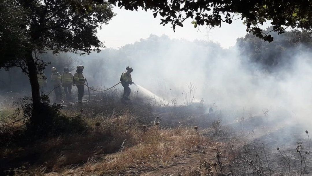 Un instante del incendio de hoy. Un instante del incendio de hoy.