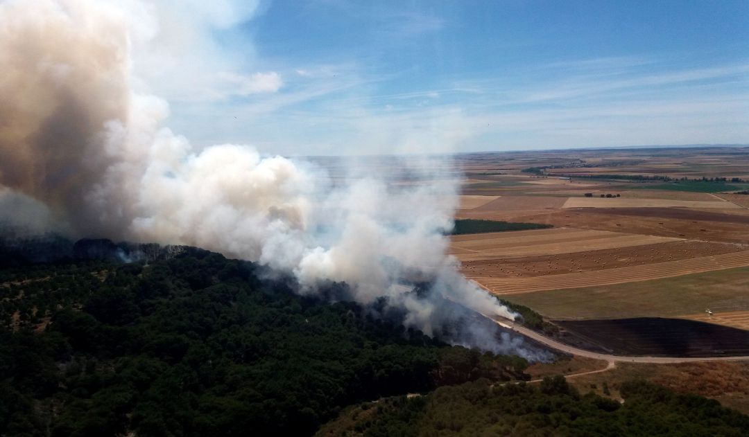 Incendio localizado en el municipio de Villagarcía de Campos Incendio localizado en el municipio de Villagarcía de Campos
