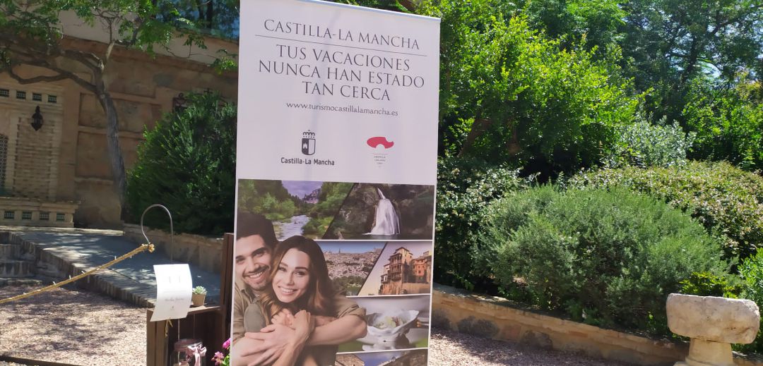Campaña de Turismo de la Junta de Castilla-La Mancha Campaña de Turismo de la Junta de Castilla-La Mancha