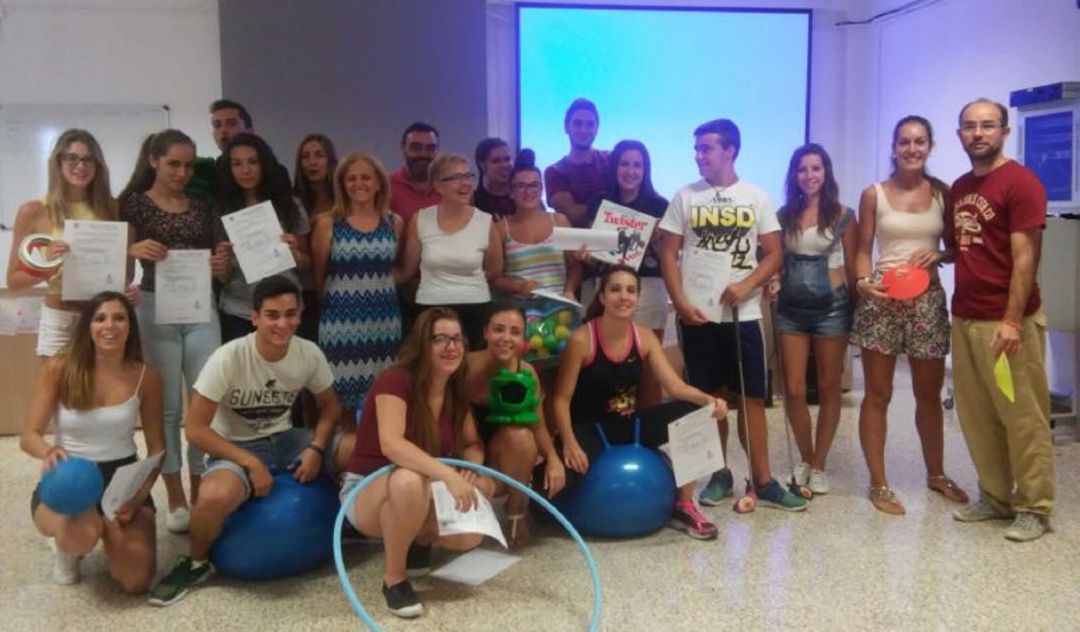 Grupo de jóvenes participan en una de las acciones formativas organizadas por el Ayuntamiento de Jódar Grupo de jóvenes participan en una de las acciones formativas organizadas por el Ayuntamiento de Jódar