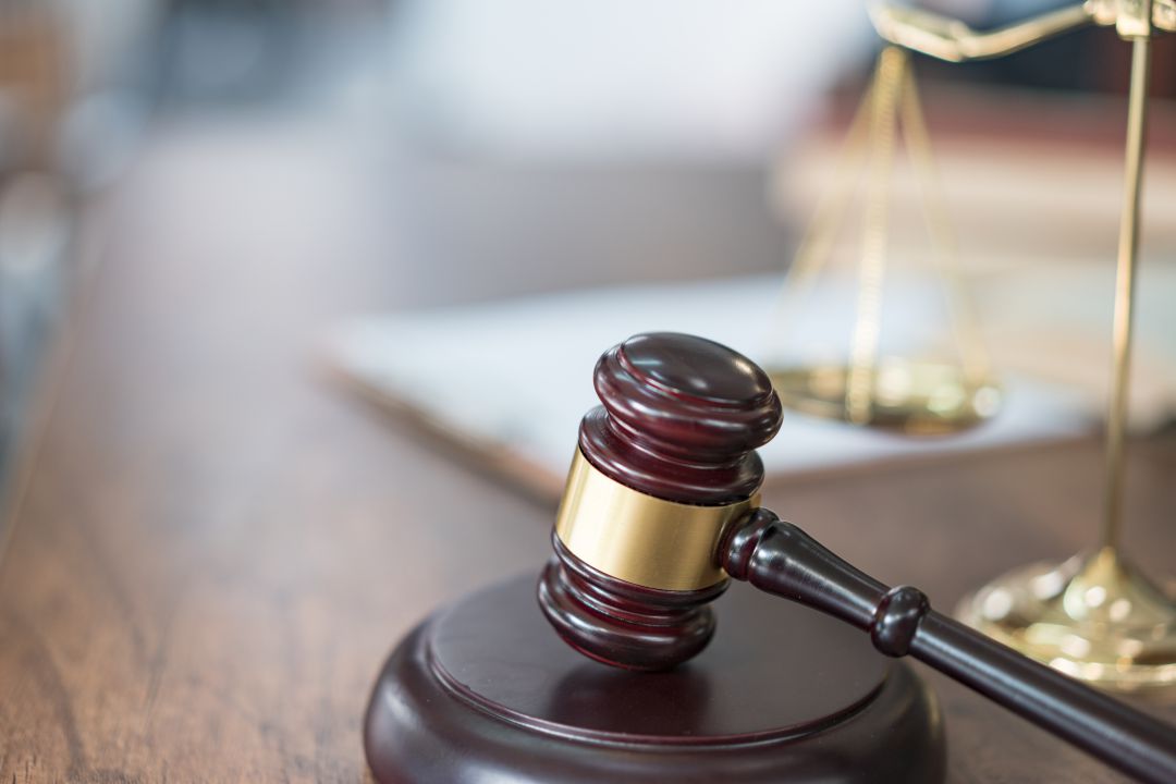 El TSJ condena a un hombre de Palencia a 11 años de prisión por abusar sexualmente y amenazar a su mujer y aumenta a 13 años la orden de alejamiento El TSJ condena a un hombre de Palencia a 11 años de prisión por abusar sexualmente y amenazar a su mujer y aumenta a 13 años la orden de alejamiento