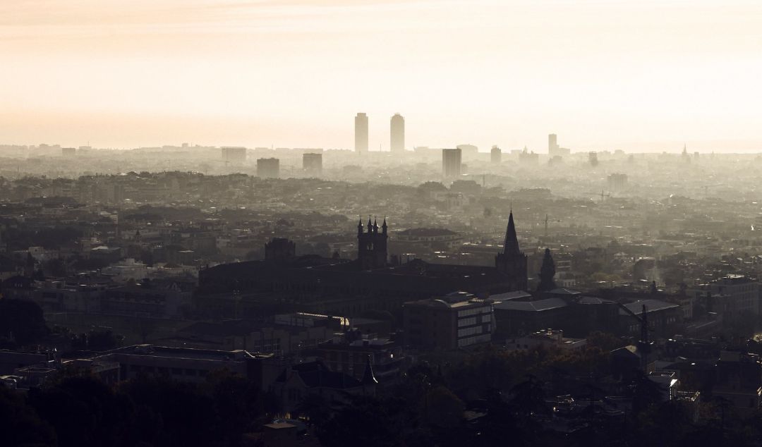 Barcelona y los efectos de la contaminación. Barcelona y los efectos de la contaminación.