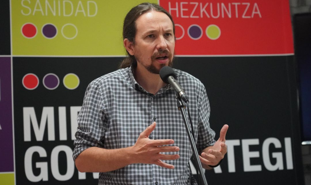 El secretario general de Podemos y vicepresidente segundo del Gobierno y ministro de Derechos Sociales y para la Agenda 2.030, Pablo Iglesias, interviene en un acto de campaña. El secretario general de Podemos y vicepresidente segundo del Gobierno y ministro de Derechos Sociales y para la Agenda 2.030, Pablo Iglesias, interviene en un acto de campaña.
