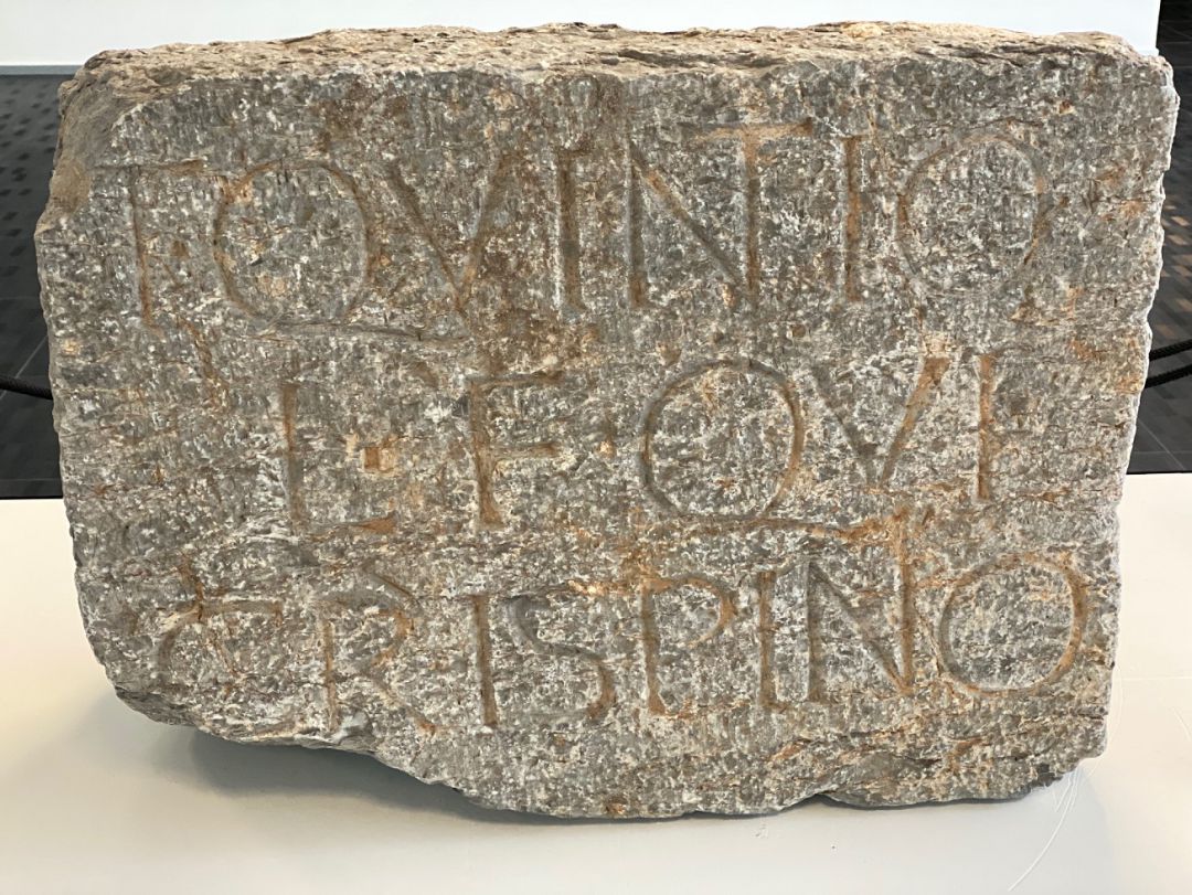 Inscripción Funeraria de Tito Quintio Crispino. Inscripción Funeraria de Tito Quintio Crispino.