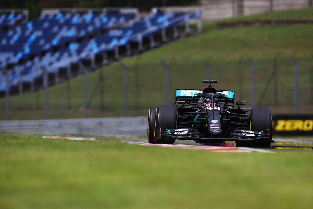 Hamilton, durante el GP de Hungría. Hamilton, durante el GP de Hungría.