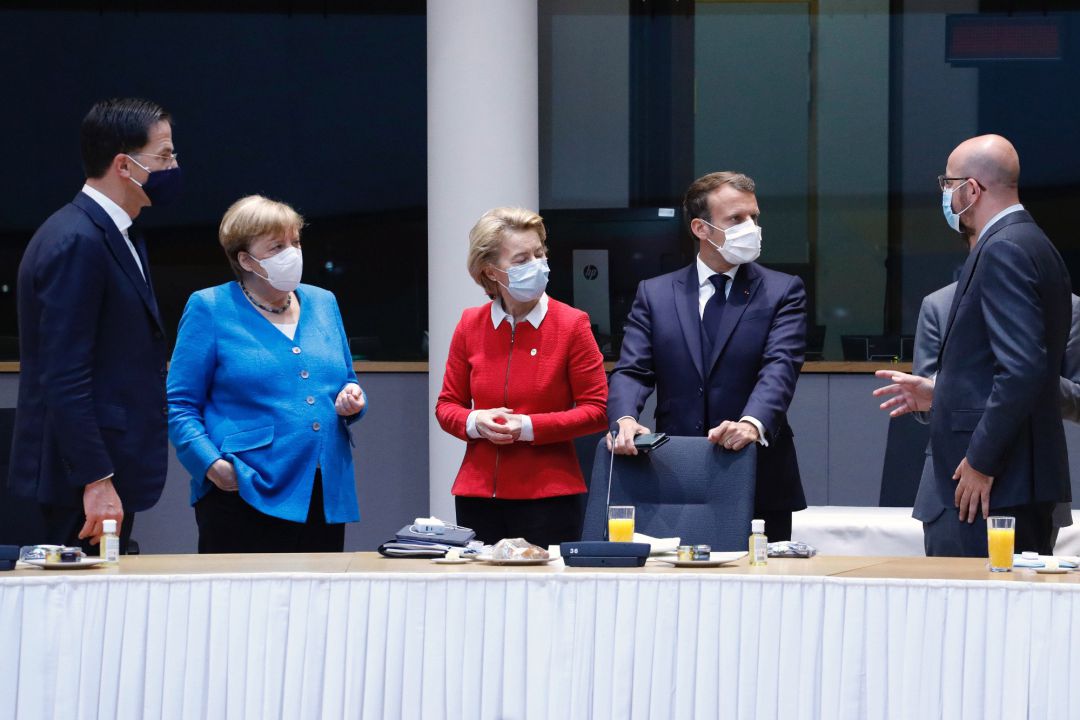 Rutte, Merkel, Von der Leyen, Macron y Michel en Bruselas Rutte, Merkel, Von der Leyen, Macron y Michel en Bruselas