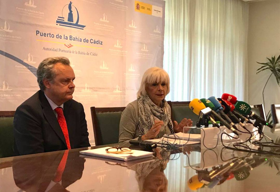 Teófila Martínez en una rueda de prensa (archivo) Teófila Martínez en una rueda de prensa (archivo)