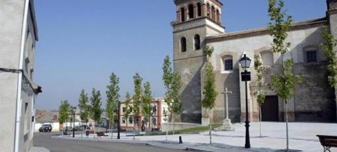 Los vecinos de La Zarza están padeciendo constantes cortes de suministro de agua Los vecinos de La Zarza están padeciendo constantes cortes de suministro de agua