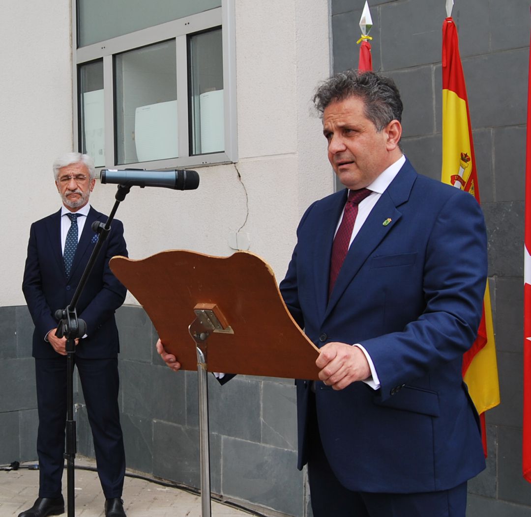 Ramon Jurado, alcalde de Parla, ha repasado las necesidades del municipio. Ramon Jurado, alcalde de Parla, ha repasado las necesidades del municipio.