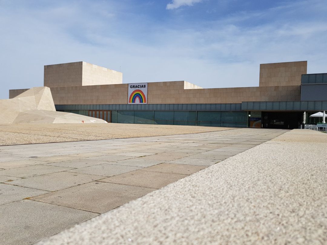 El Centro de Congresos y Exposiciones Lienzo Norte abrió sus puertas en abril de 2009 El Centro de Congresos y Exposiciones Lienzo Norte abrió sus puertas en abril de 2009
