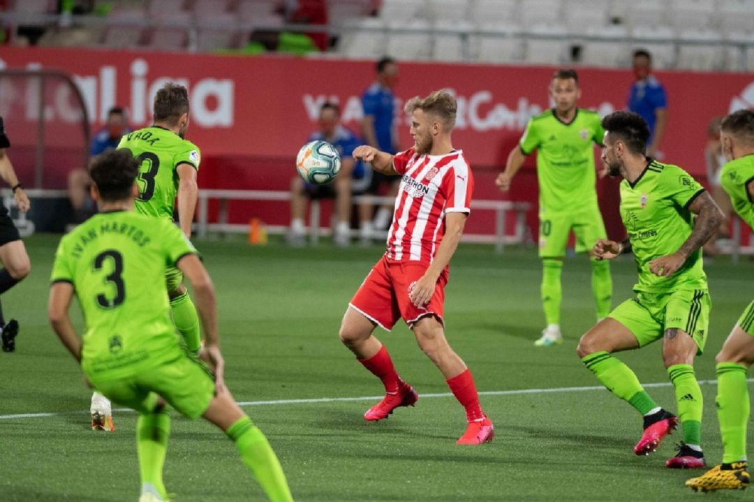 Samu Saiz en l'últim partit contra l'Almería disputat a Montilivi. Samu Saiz en l'últim partit contra l'Almería disputat a Montilivi.