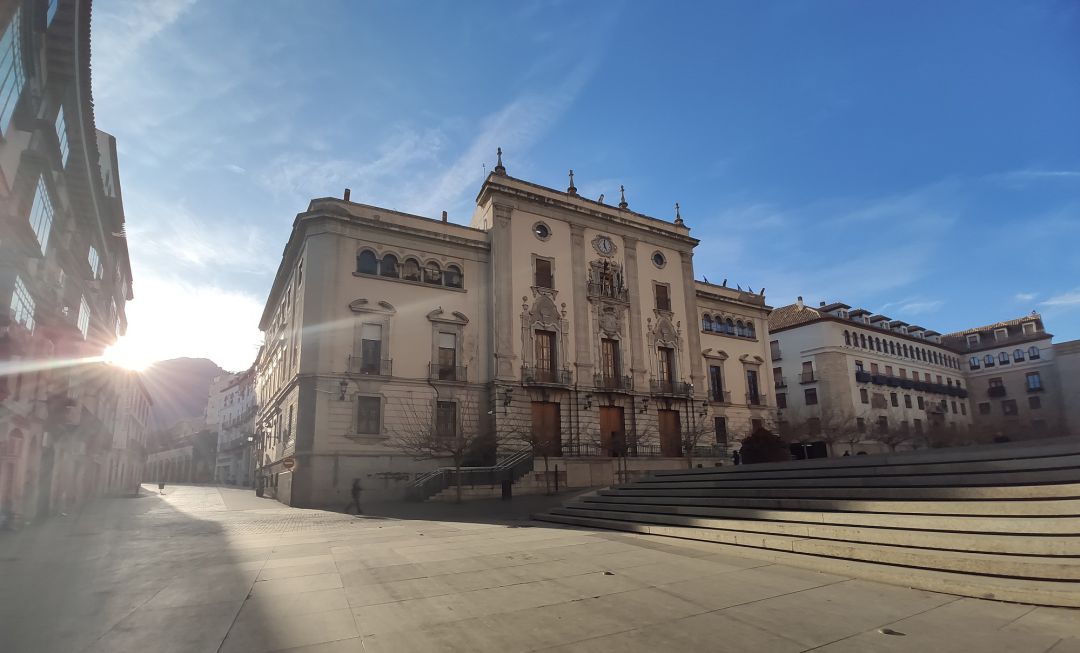 Los trabajadores municipales del consistorio jiennense no tendrán que recuperar las horas no trabajadas durante el Estado de alarma Los trabajadores municipales del consistorio jiennense no tendrán que recuperar las horas no trabajadas durante el Estado de alarma