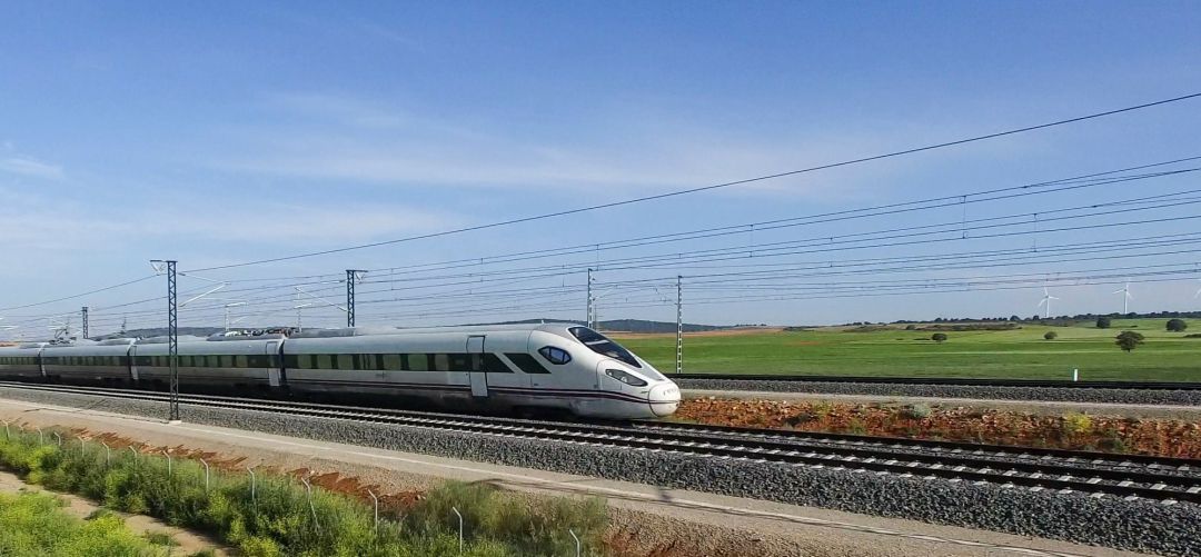 No se conocen todavía fechas para la vuelta a la normalidad en los servicios ferroviarios No se conocen todavía fechas para la vuelta a la normalidad en los servicios ferroviarios