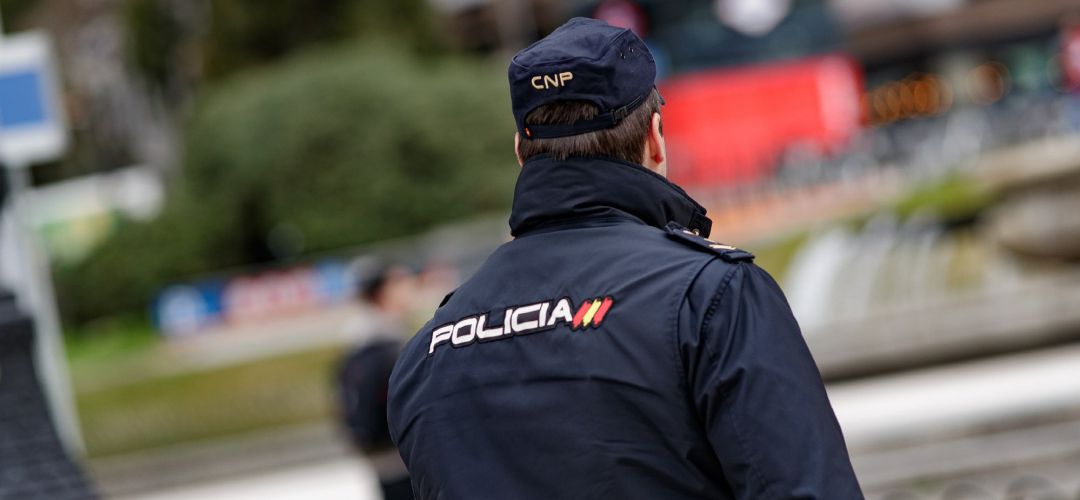 Imagen de recurso de un agente de Policía Nacional Imagen de recurso de un agente de Policía Nacional