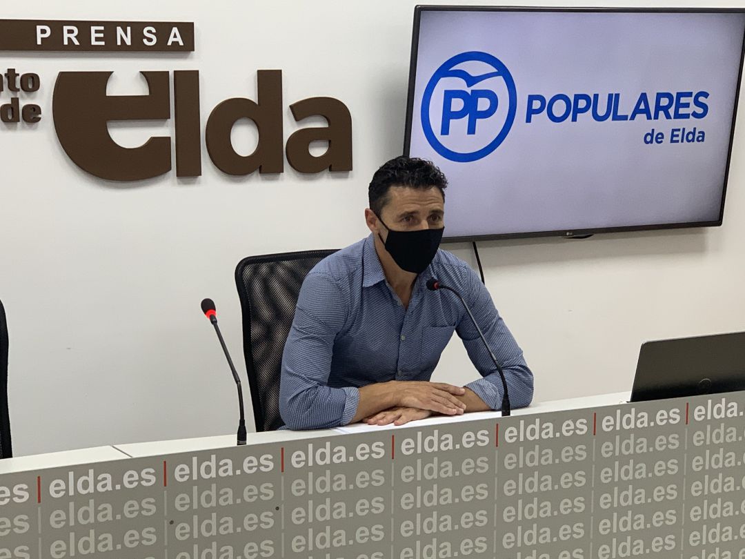 Alberto García, edil del PP en Elda, ha criticado el proceso de los prespuesto participativos Alberto García, edil del PP en Elda, ha criticado el proceso de los prespuesto participativos