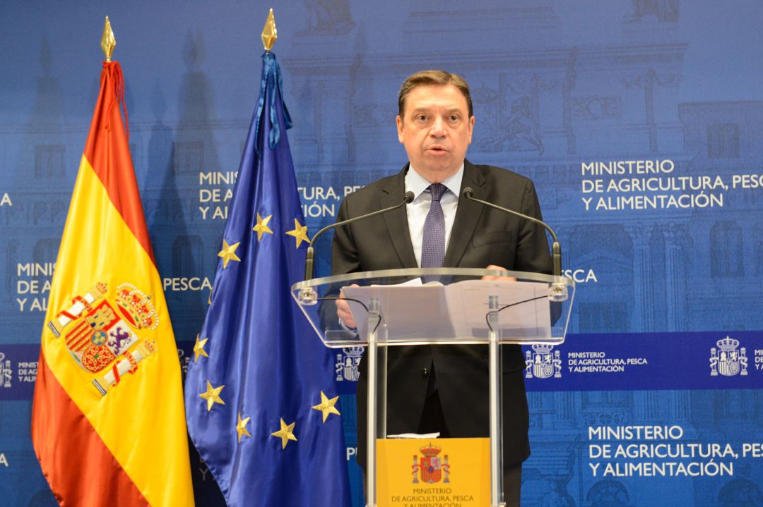 Luis Planas se ha reunido hoy con los consejeros de Agricultura Luis Planas se ha reunido hoy con los consejeros de Agricultura