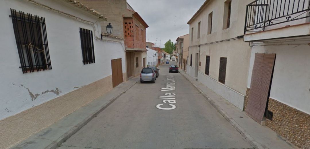 La explosión se produjo en una vivienda de la calle María Jacinta de Casasimarro La explosión se produjo en una vivienda de la calle María Jacinta de Casasimarro