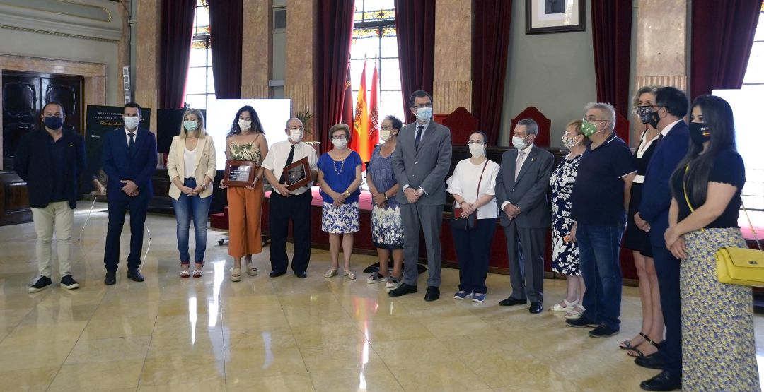 Celebración del día de los abuelos en el ayuntamiento de Murcia Celebración del día de los abuelos en el ayuntamiento de Murcia