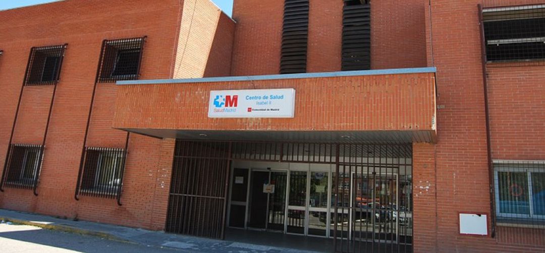 El centro de salud de Isabel II está desbordado por la falta de profesionales, según los propios médicos de familia El centro de salud de Isabel II está desbordado por la falta de profesionales, según los propios médicos de familia