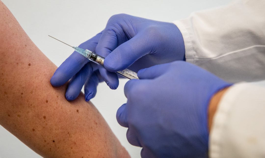 La farmacéutica Moderna inicia la última fase de la vacuna contra el Covid-19. La farmacéutica Moderna inicia la última fase de la vacuna contra el Covid-19.