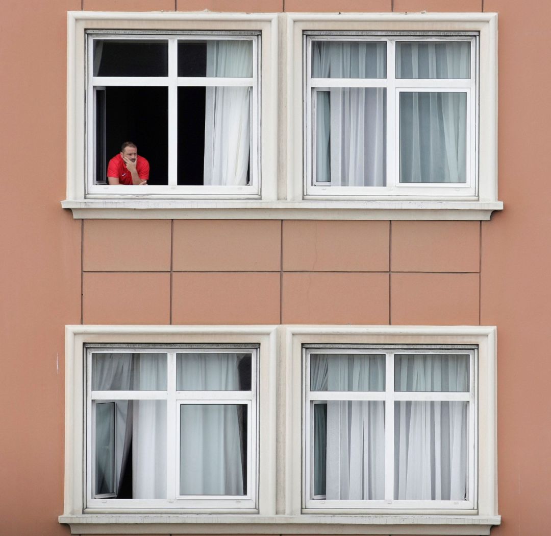 Hotel donde se encuentra confinado el Fuenlabrada, en A Coruña Hotel donde se encuentra confinado el Fuenlabrada, en A Coruña
