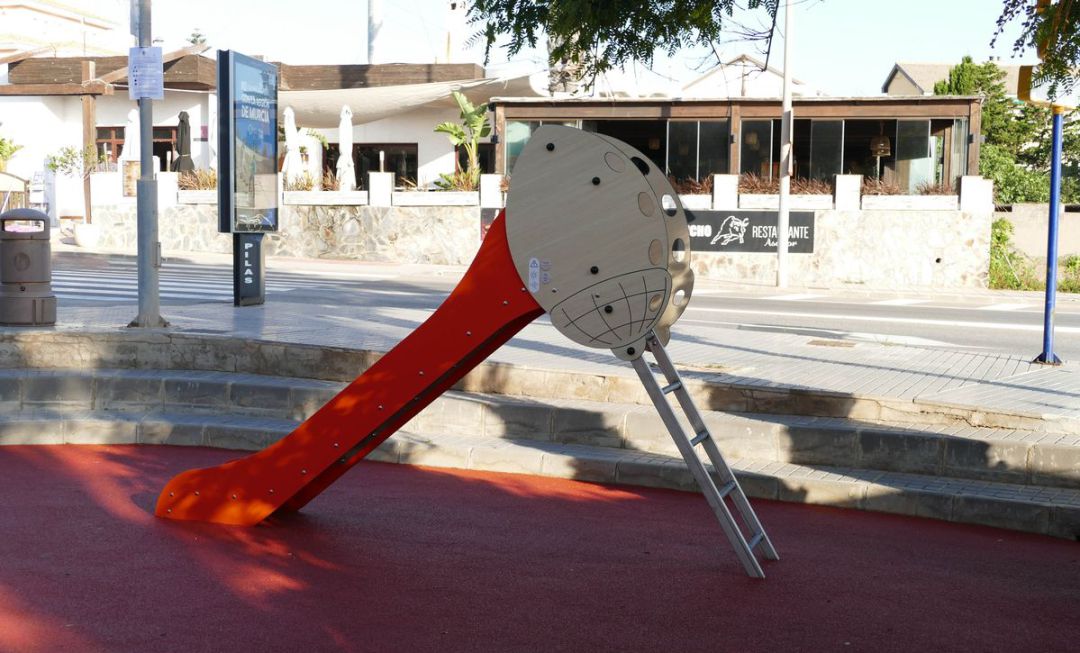 Visita a la nueva zona de juegos infantiles de Cabo de Palos. Visita a la nueva zona de juegos infantiles de Cabo de Palos.