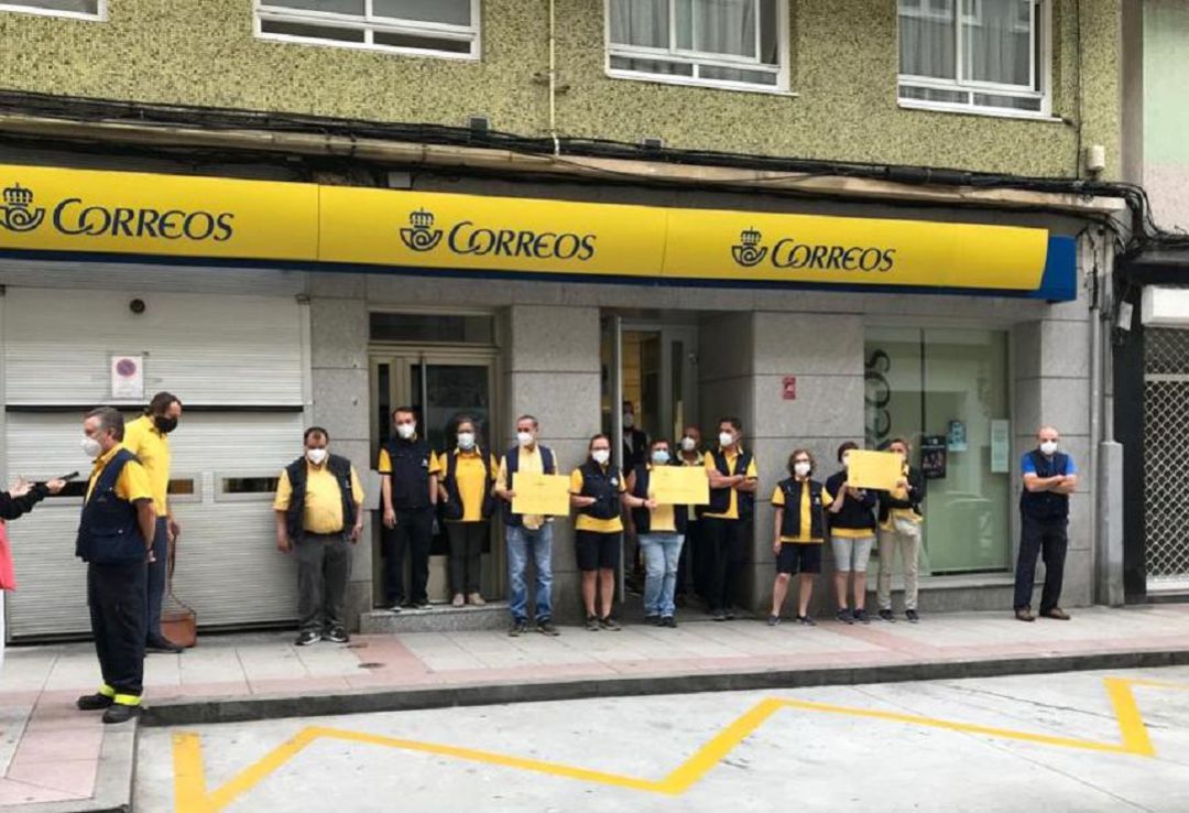 Trabajadores de Correos en huelga Trabajadores de Correos en huelga