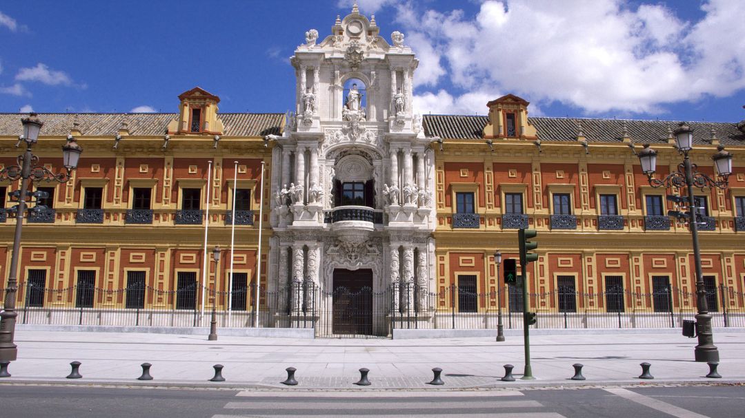 Este lunes hay convocada una reunión de alcaldes, entre ellos el de Jaén capital, para abordar medidas frente a la Covid-19 Este lunes hay convocada una reunión de alcaldes, entre ellos el de Jaén capital, para abordar medidas frente a la Covid-19