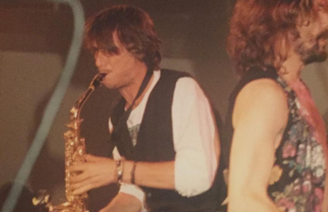 Imagen del saxofonista durante un concierto de Extremoduro. Imagen del saxofonista durante un concierto de Extremoduro.
