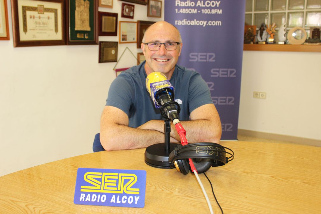 Germán Pérez Botí, arqueólogo y profesor, encargado de las excavaciones Germán Pérez Botí, arqueólogo y profesor, encargado de las excavaciones