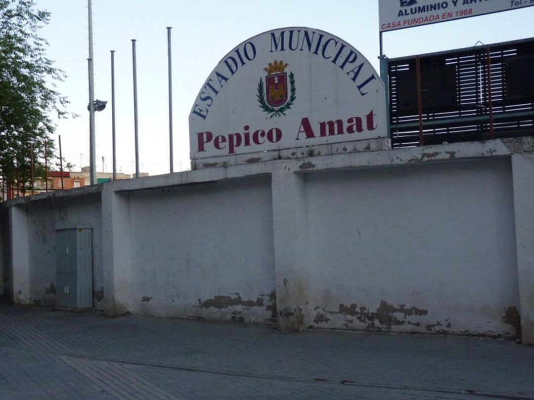 Fachada del estadio municipal Pepico Amat de Elda Fachada del estadio municipal Pepico Amat de Elda