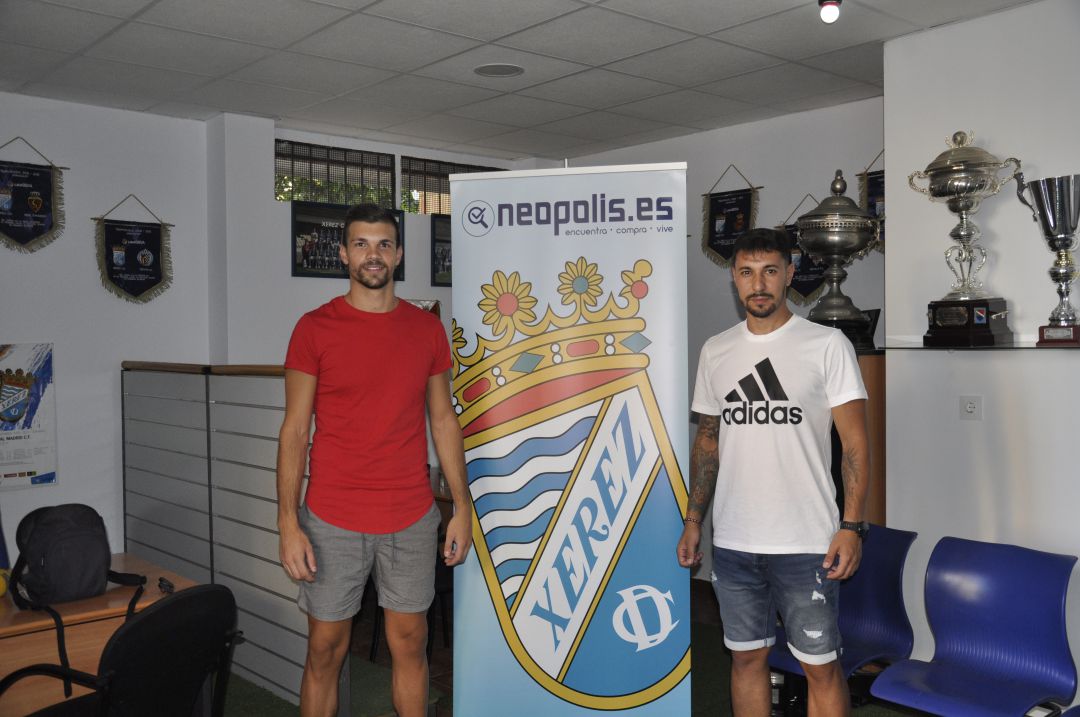 Dani Castro y Álex Rodríguez en la sede del club Dani Castro y Álex Rodríguez en la sede del club