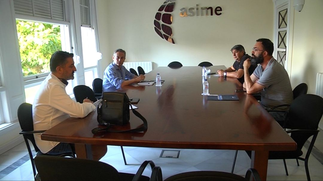 Celso Carnero CCOO, Enrique Mallón, ASIME, Rubén Pérez, UGT y
Xulio Fernández, CIG. Celso Carnero CCOO, Enrique Mallón, ASIME, Rubén Pérez, UGT y
Xulio Fernández, CIG.