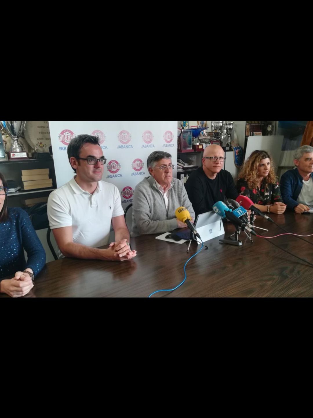 La directiva del ABANCA Ademar ha optado por pagar los derechos de imagen La directiva del ABANCA Ademar ha optado por pagar los derechos de imagen