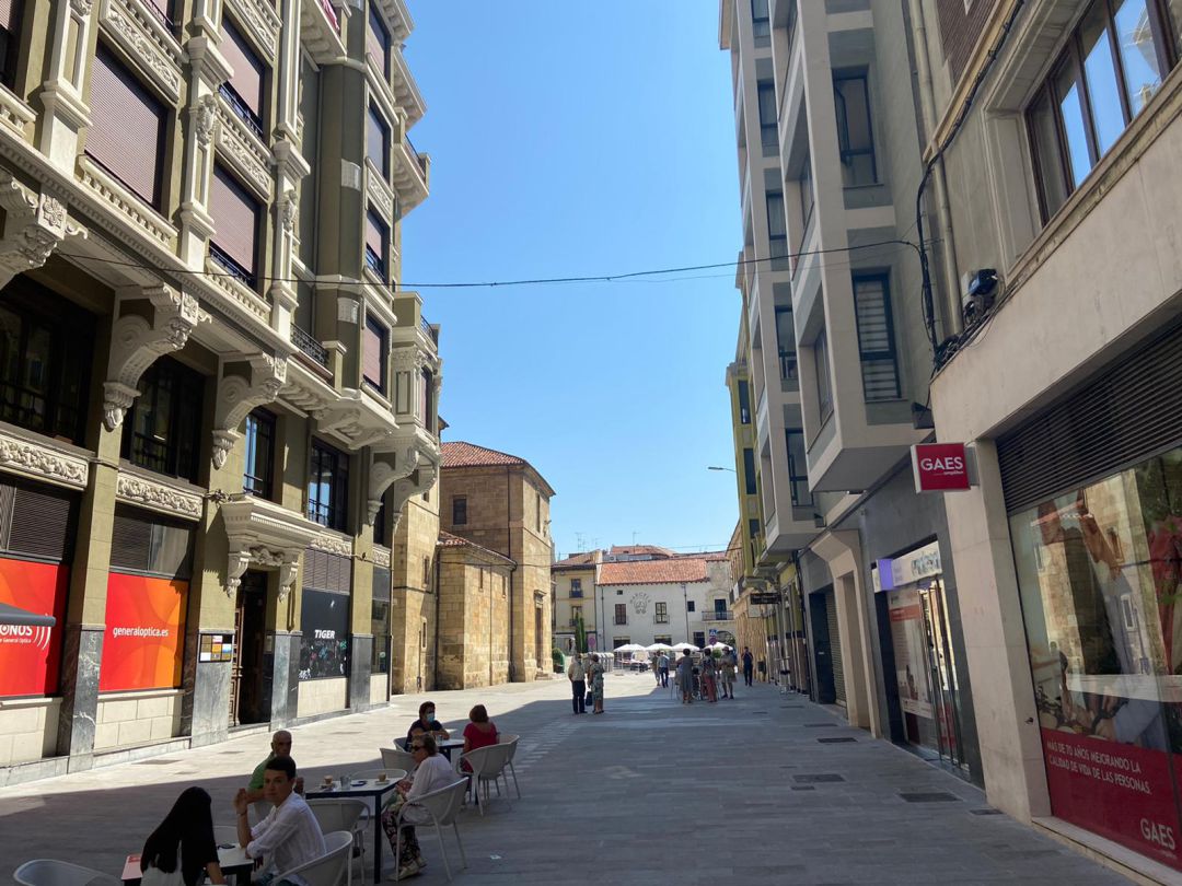 UPL denuncia deficiencias en la peatonalización de las calles anexas al Ayuntamiento UPL denuncia deficiencias en la peatonalización de las calles anexas al Ayuntamiento