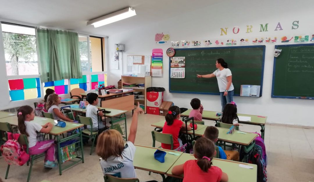 Imagen de archivo de una clase de alumnos de Educación Primaria en un colegio de Córdoba. Imagen de archivo de una clase de alumnos de Educación Primaria en un colegio de Córdoba.