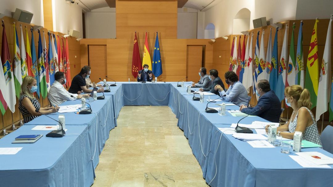 Reunión de la comisión de seguimiento de la covid 19 Reunión de la comisión de seguimiento de la covid 19