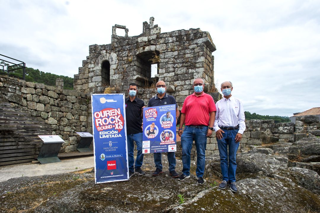 Rubén Álvarez, Jose Manuel Baltar, César Fernández y Felipe Ferreiro en el Castillo de Ribadavia Rubén Álvarez, Jose Manuel Baltar, César Fernández y Felipe Ferreiro en el Castillo de Ribadavia