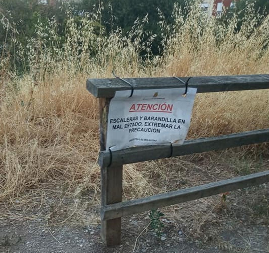 Estado actual del acceso al Parque del Plantío a la Av. del Caribe Estado actual del acceso al Parque del Plantío a la Av. del Caribe