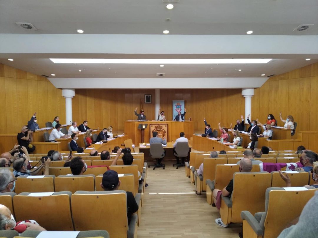 Momento de la votación de la moción Momento de la votación de la moción